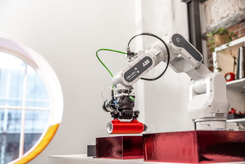 新開局經(jīng)濟半年報 一線觀察 從兩個20 左右感受上海經(jīng)濟發(fā)展新動能