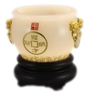品鑒德寶城琉璃玉擺件 集辦公風水、家居裝飾與贈禮佳品于一身的聚寶盆